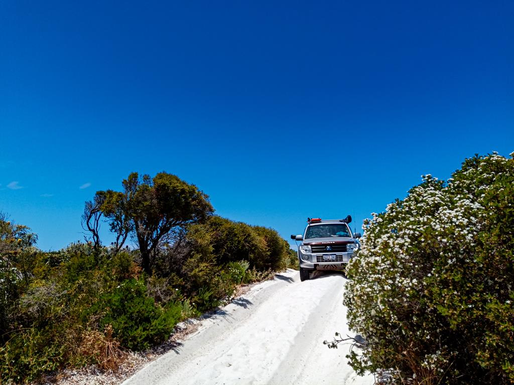 4WD track to Alexander Bay beach
