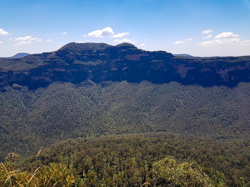 Perrys Lookdown near wind-eroded cave in Blackheath, Blue Mountains